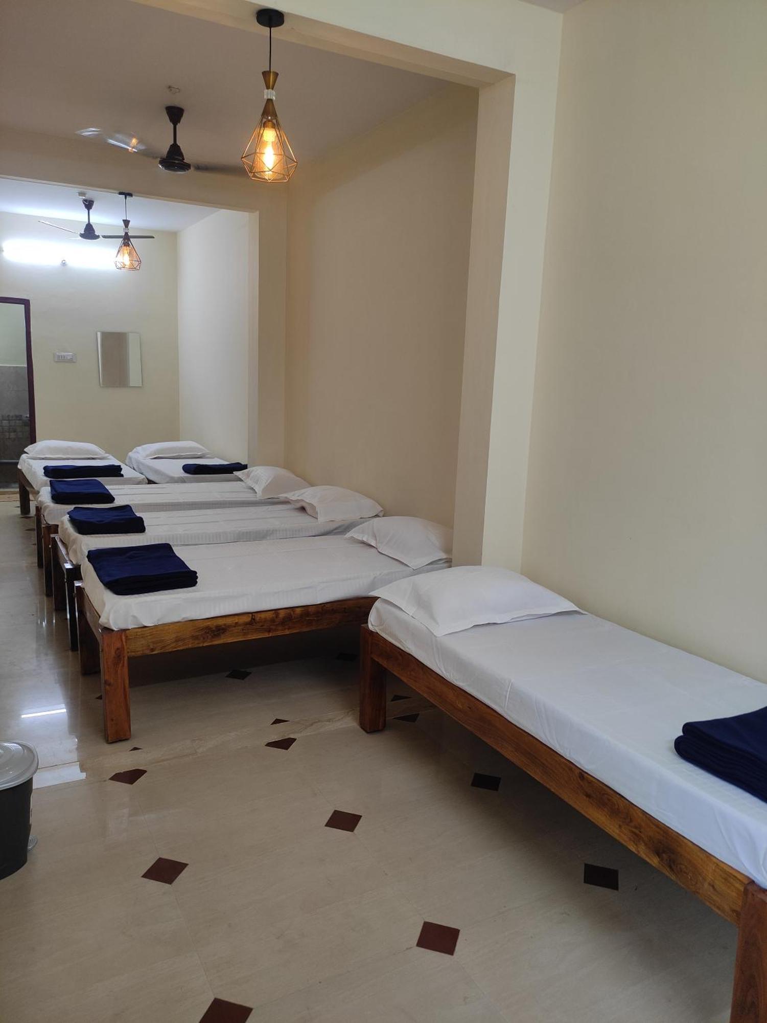 Nest Inn Service Rooms Chikmagalūr Extérieur photo