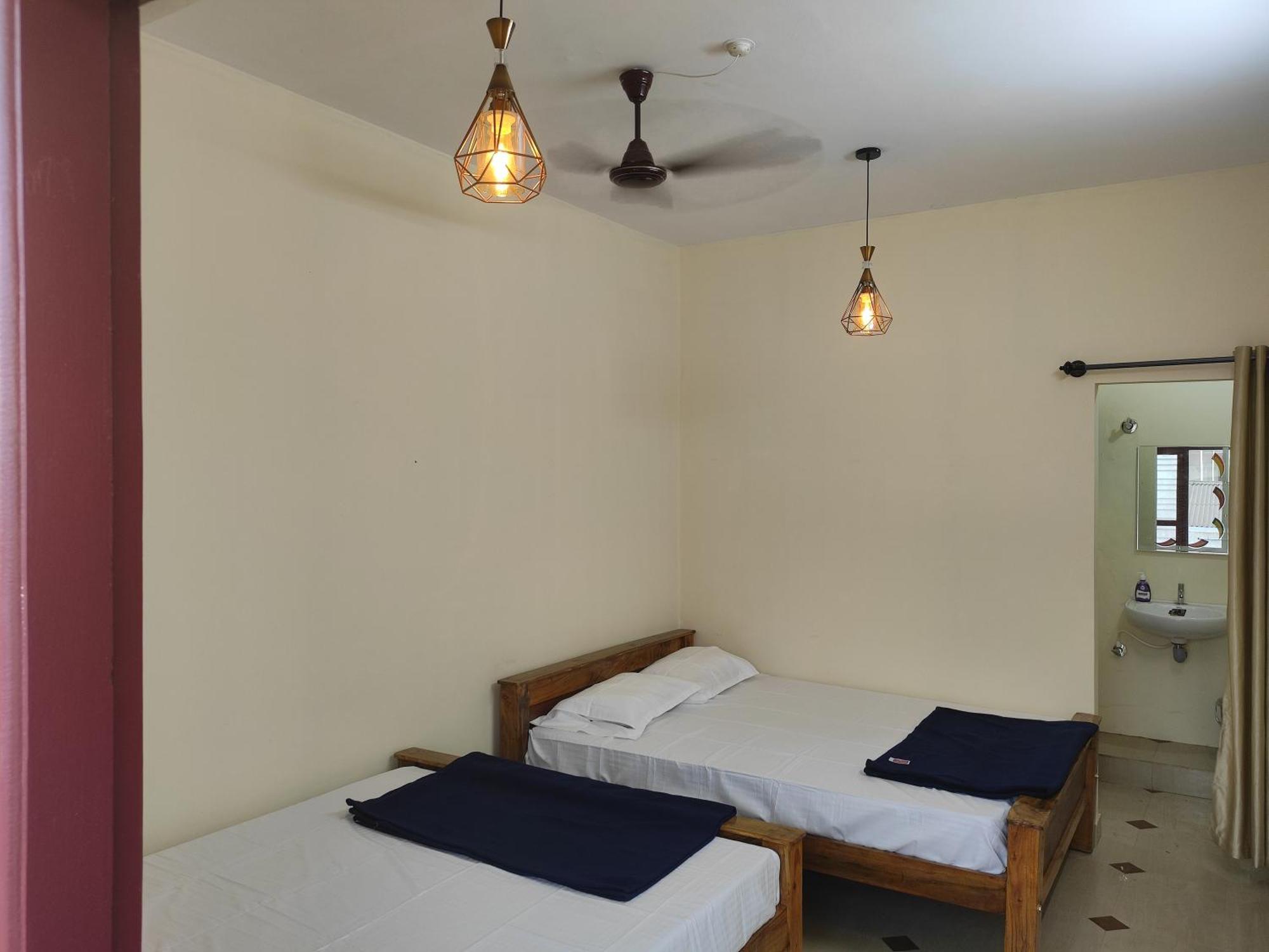 Nest Inn Service Rooms Chikmagalūr Extérieur photo