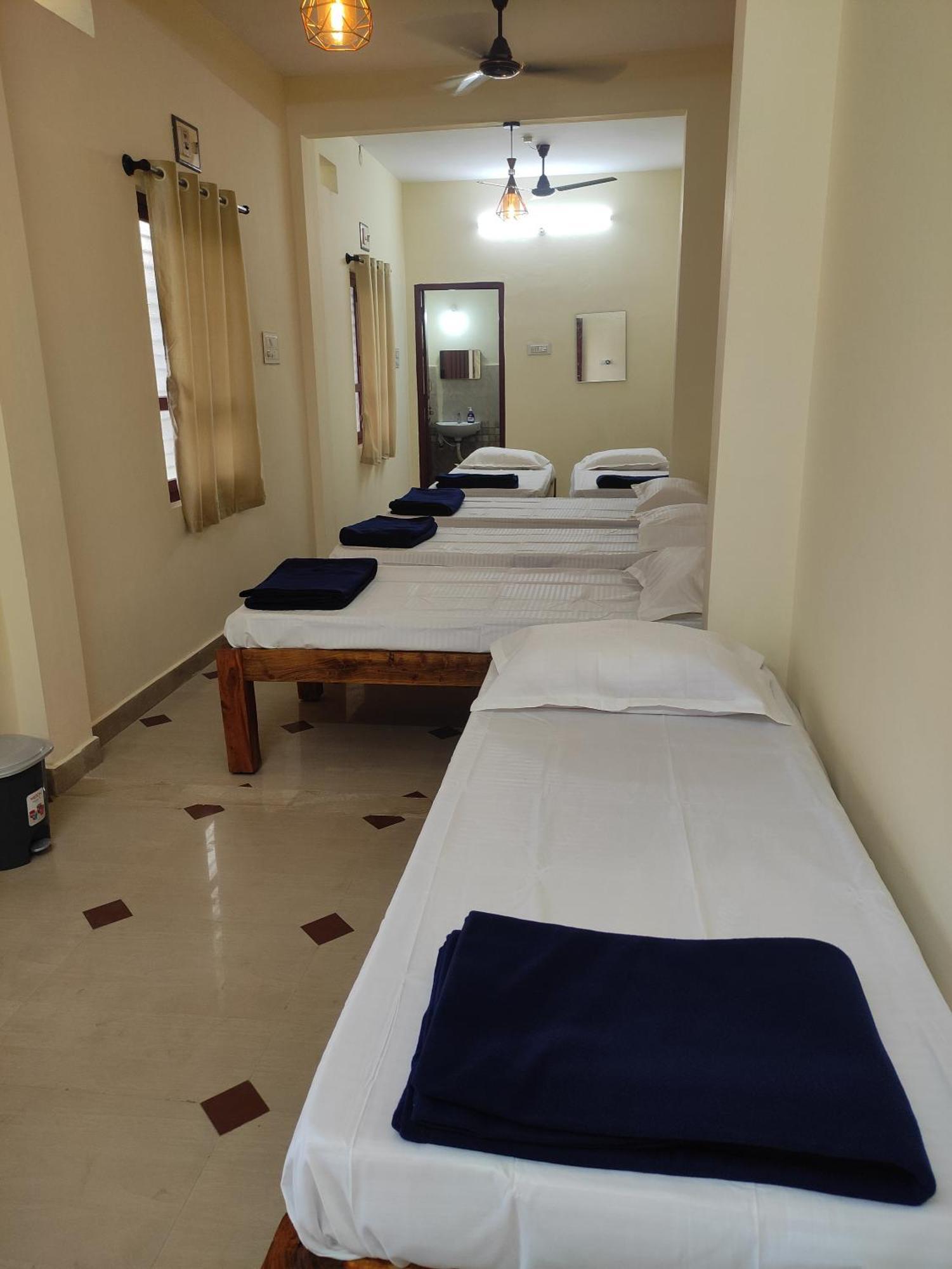 Nest Inn Service Rooms Chikmagalūr Extérieur photo