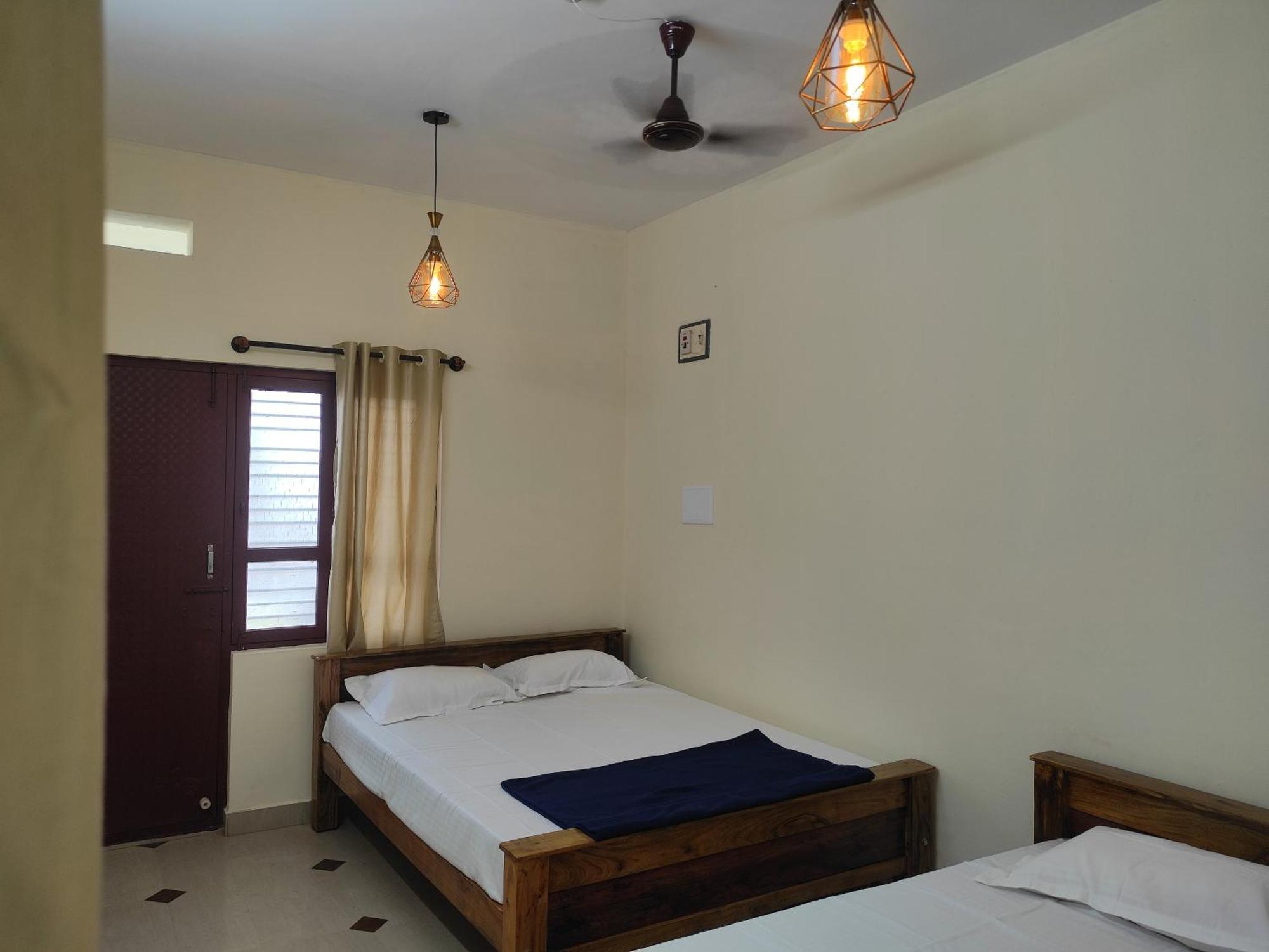 Nest Inn Service Rooms Chikmagalūr Extérieur photo