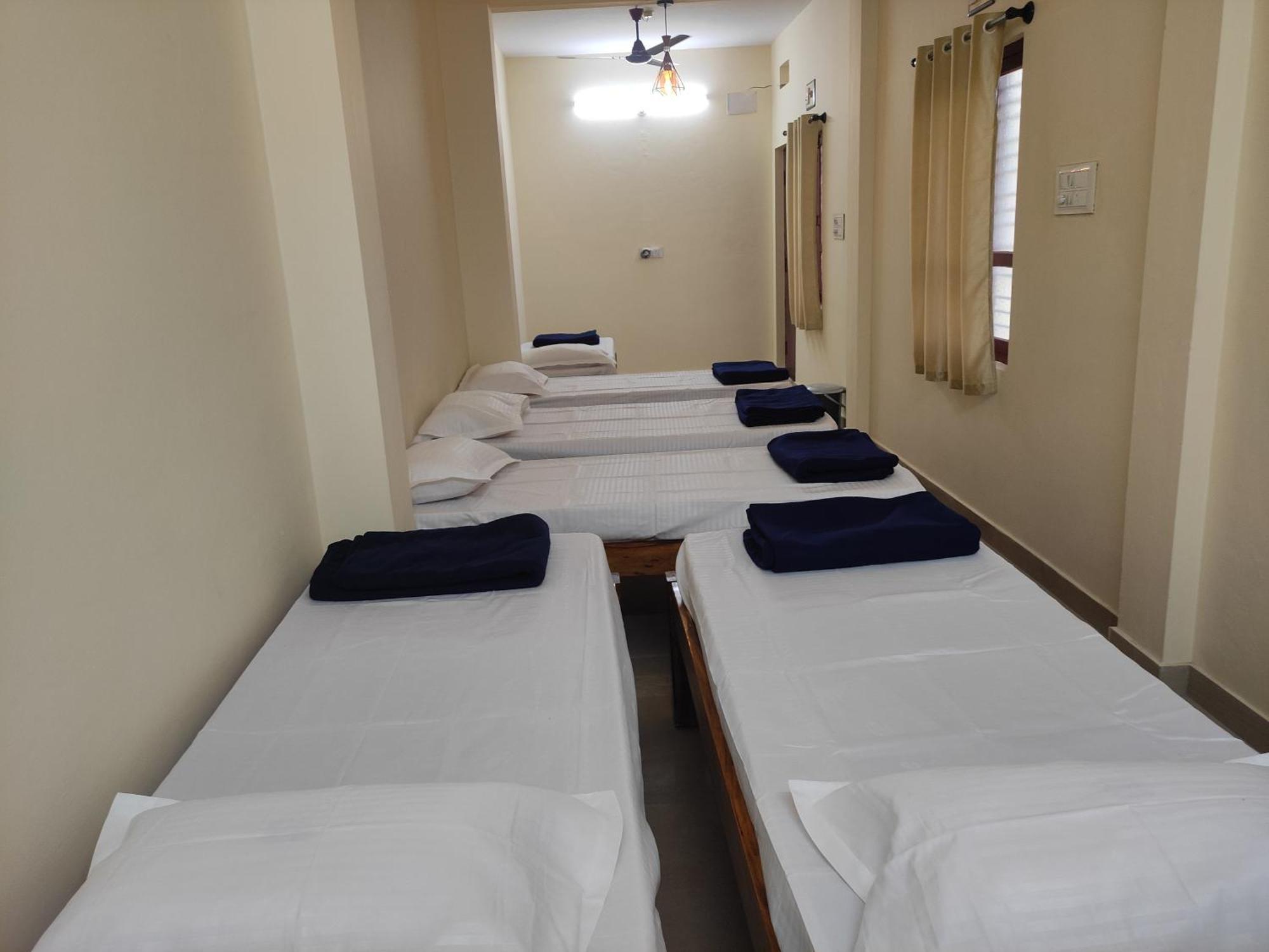 Nest Inn Service Rooms Chikmagalūr Extérieur photo